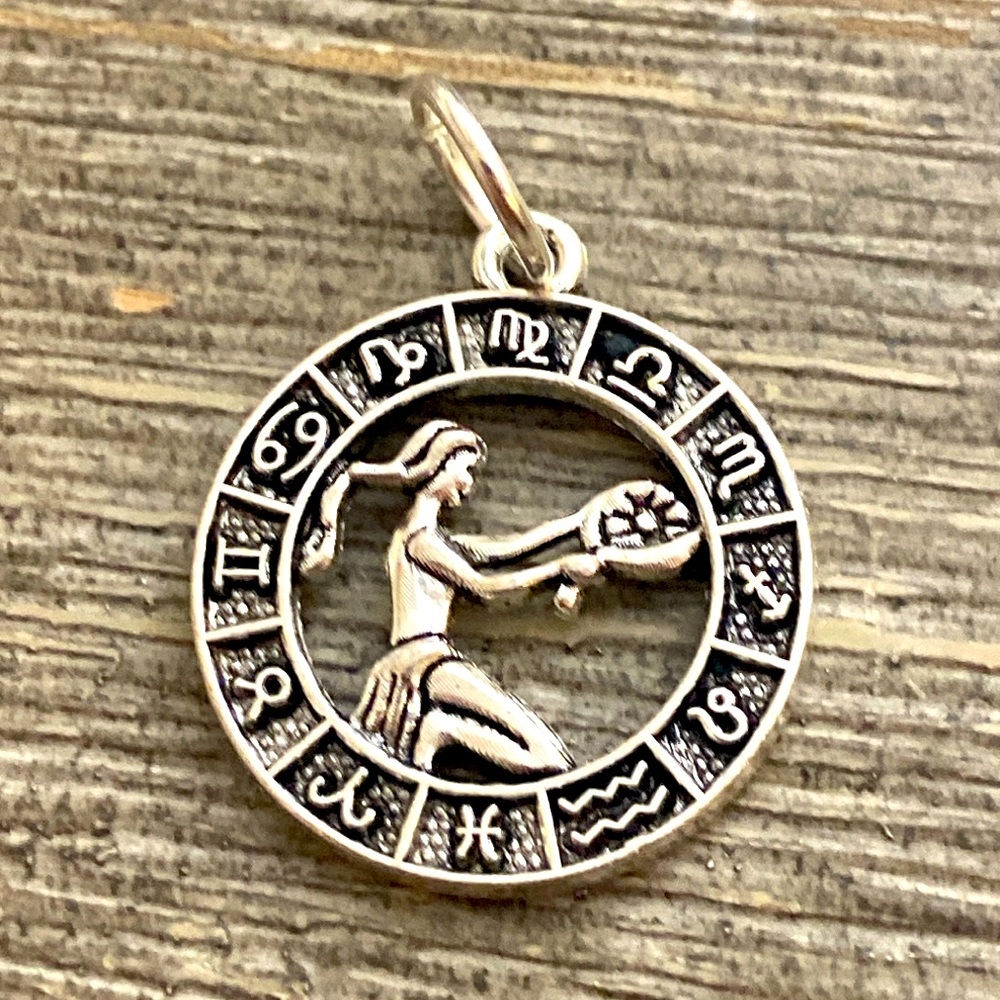 5/$10❤️❤️❤️NEW TIBETAN SILVER VIRGO ZODIAC CHARM PENDANT